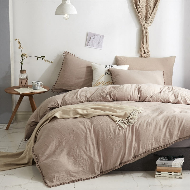 Nordic Simplicity Bedding Set With Pompom Duvet Cover