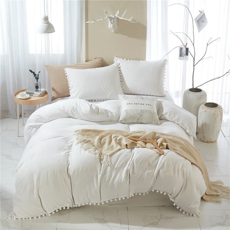 Nordic Simplicity Bedding Set With Pompom Duvet Cover