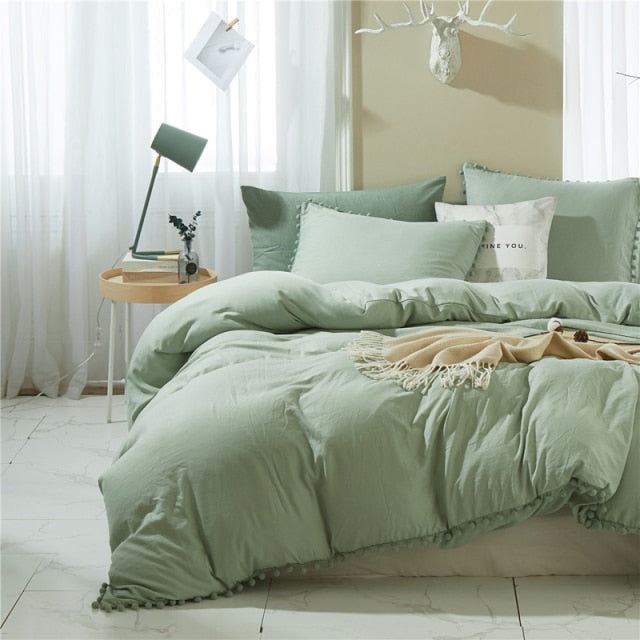 Nordic Simplicity Bedding Set With Pompom Duvet Cover
