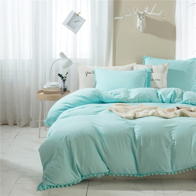 Nordic Simplicity Bedding Set With Pompom Duvet Cover